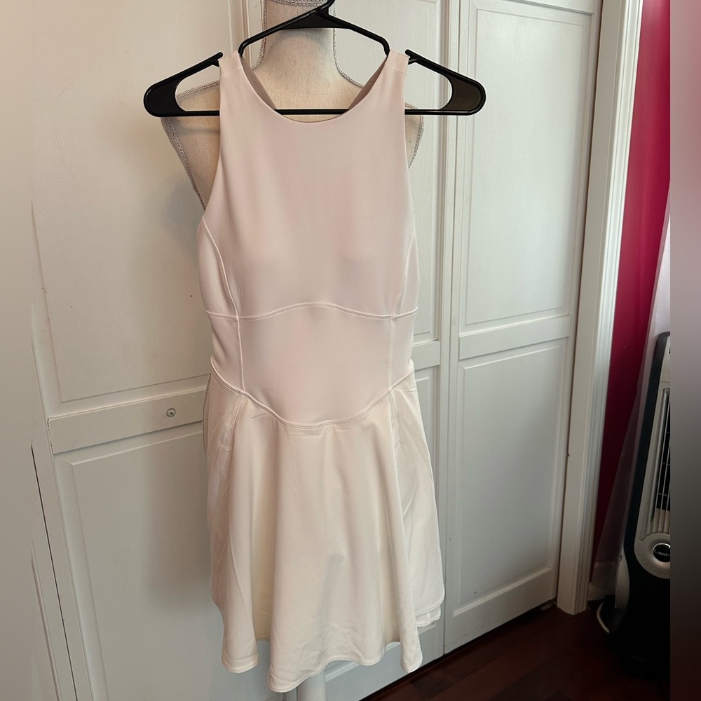 Lululemon court crush dress
